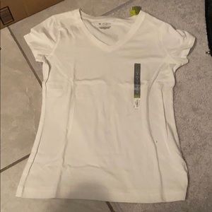 White tek gear workout shirt